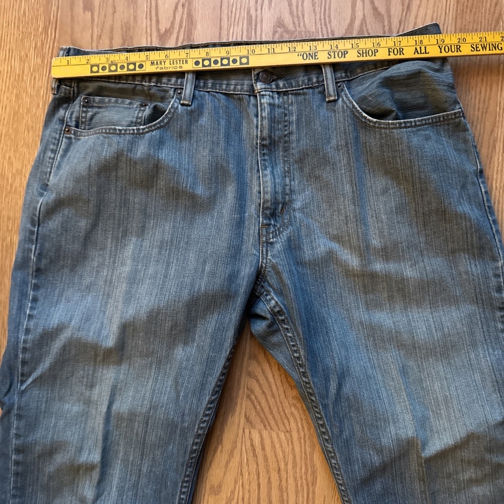 Levis 559 Mens 38x30 Relaxed Fit Straight Distressed Jeans Light Blue Wash VTG - Picture 3 of 14